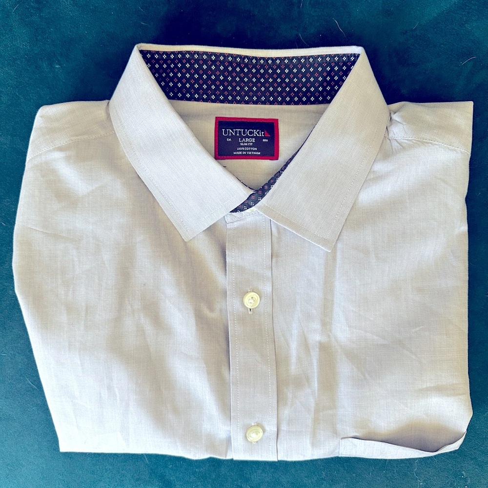 Long sleeve UNTUCKit men’s shirt